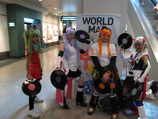 Illustration for article titled PAX Cosplay Round One - FIGHT!